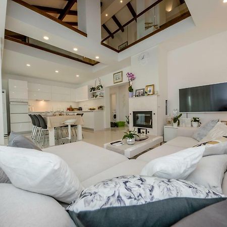 Villa Bella Banjol Eksteriør billede
